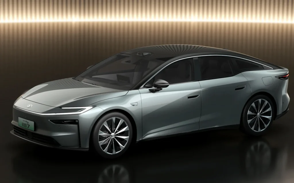 Toyota bZ7 é o seu novo porta-estandarte EV e vem carregado com tecnologia avançada Toyota bZ7 é o seu novo porta-estandarte EV e vem carregado com tecnologia avançada